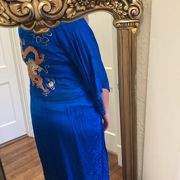 Vintage Chinese silk robe - Picture 7 of 9